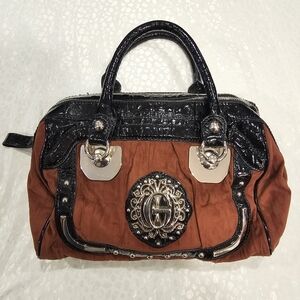 VGUC - Vintage Guess Handbag - JS style, Burgandy